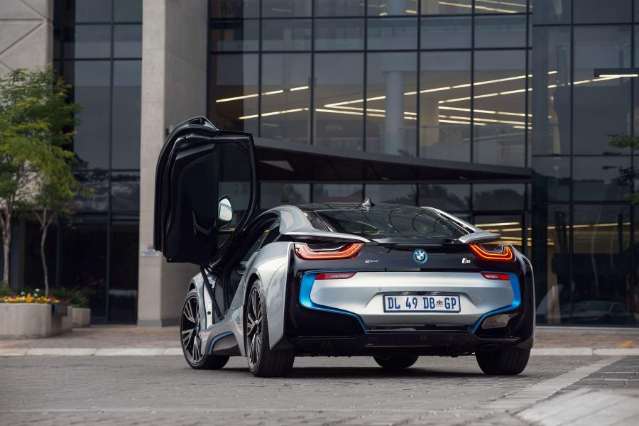  BMW i8 2015 года  (ZA) (фото 25 из 30)